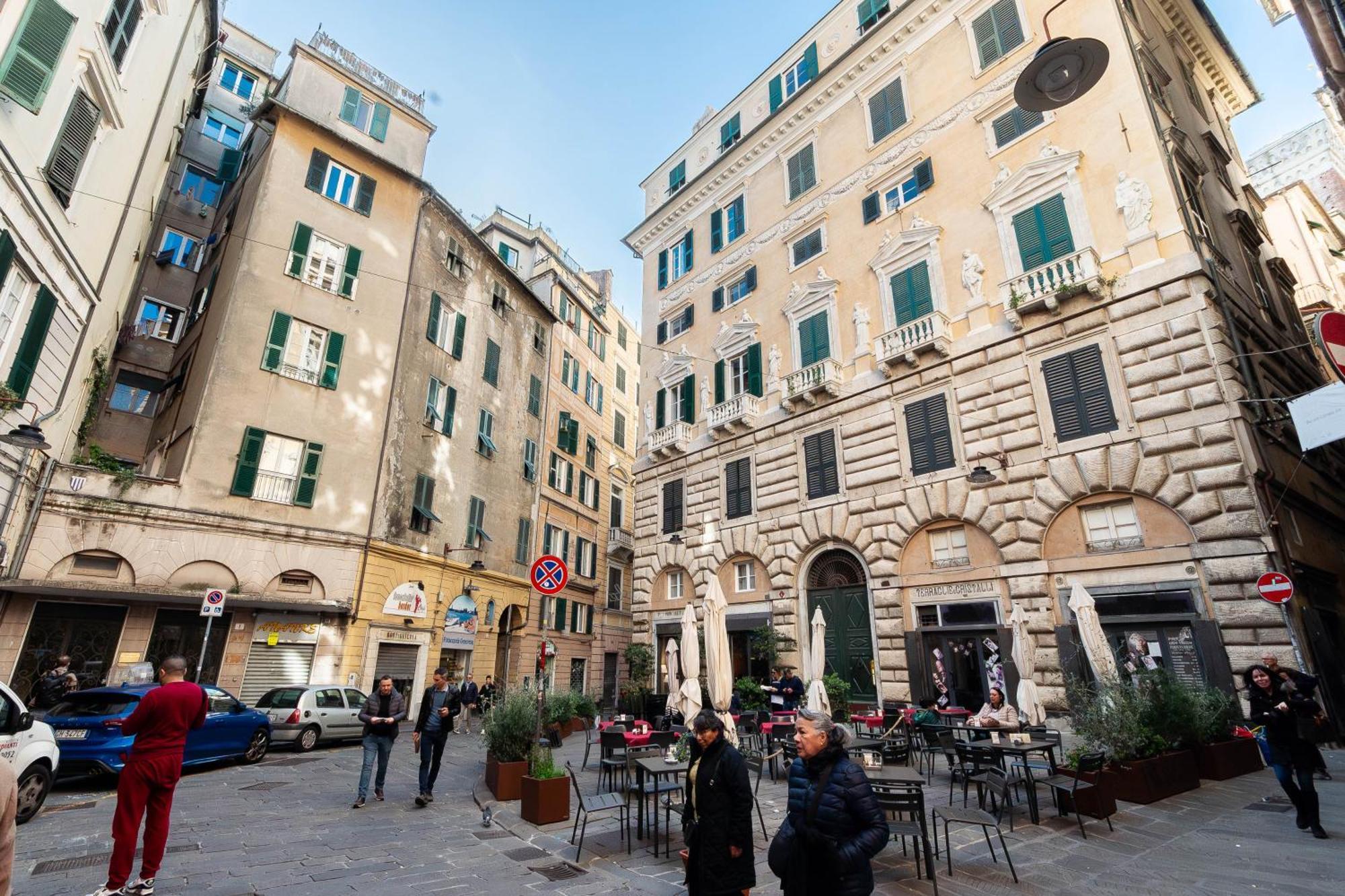 Centre Of Genoa, Near Acquarium Génova Exterior foto